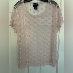 Lord & Taylor light pink rosette mesh shirt XL, excellent condition